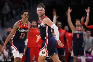 展示出的冷 展示出的冷