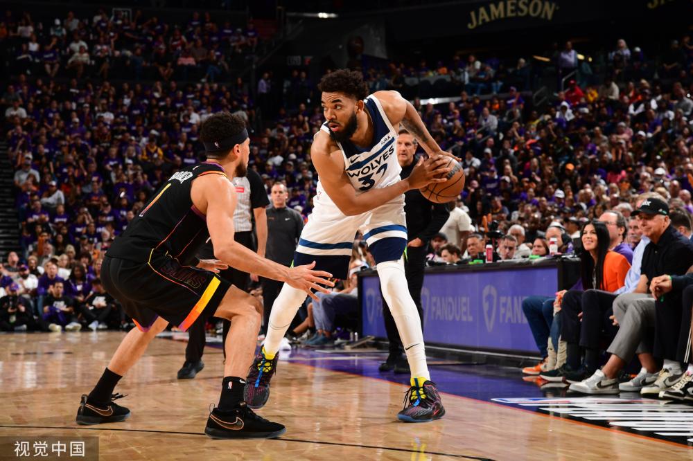 在空中球处 在空中球处