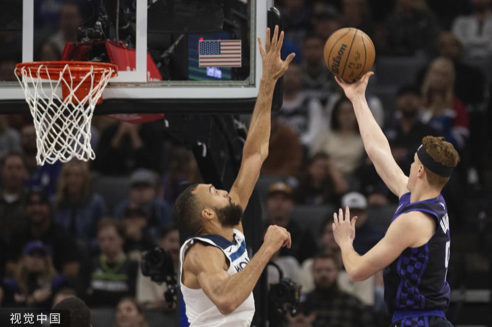 巴斯托尼 巴斯托尼